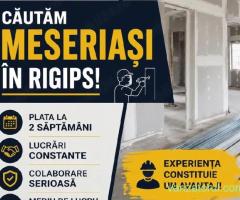 Angajez calificați , plata la săptămână.
