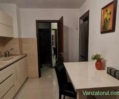 CHIRIE etaj 2 langa Piata Victoriei apartament cu 2 camere
