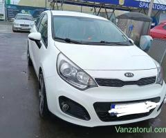 De vinzare KIA RIO AN 2012