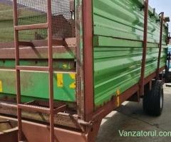 Remorca de transport si imprastiat gunoi 8T ,marca Strauttman&Sohne