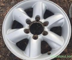 Vand jante aliaj 16 Nissan Terrano