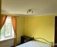 De inchiriat apartament cu două camere zona Lipovei