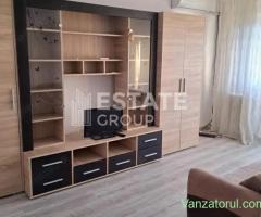 Apartament cu 2 camere si 2 balcoane decomandat, Zona Lipovei