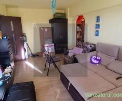Apartament 3 camere semidecomandat METROU GORJULUI