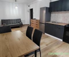 Inchiriere Apartament 2 camere semidecomandat, 48 mp , Florilor