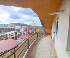 Apartament 4 camere 128 mp utili, centru Floresti