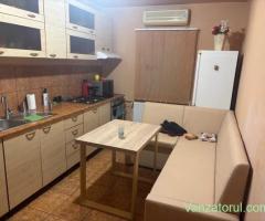 vand apartament cu doua camere in Lipovei