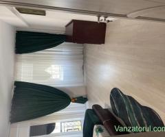 inchiriez apartament 3 camere recent renovat