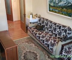 Vând apartament cu doua camere decomandate în Micro 13B