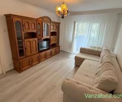 Închiriez Apartament cu 3 camere decomandat, parcare inclusă, metrou Dristor 🚗