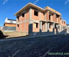 Casa cu 4 camere 2 bai si teren de 230 mp Selimbar