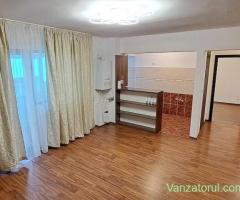 Apartament 2 camere, decomandat, etaj 4 5 Complex Rezidențial Poienița, lângă Liceul Unirea