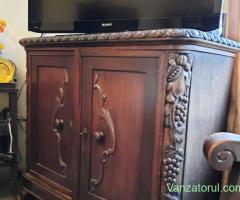 Mobilier sufragerie stil, sculpata din lemn masiv