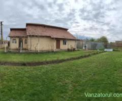 Casade vanzare -Stalpu