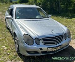 Dezmembrez Mercedes w211 facelift 2.2 cdi 136 cp