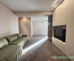 De vanzare apartament cu 3 camere zona Girocului