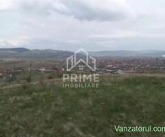 Teren intravilan 430 mp – zonă liniștită, cu panoramă superbă asupra orașului