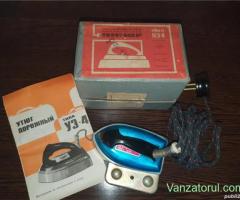 Vand mini fier de calcat de voiaj y3-4 an 1969
