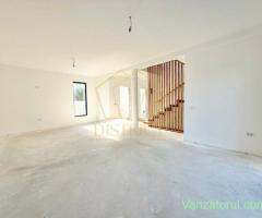 Duplex-uri cu 4 camere, 3 bai si perete coumn dublu in Chisoda, la asfalt.