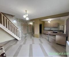 Apartament cu 3 camere, 54mp, etaj 5/5 - Zona Dambovita
