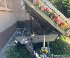 Remorcă basculabilă trilaterala 2700 kg an 2018