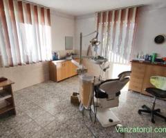 Vand aparatură sau PREDAU cabinet stomatologic complet utilat, jud. Vrancea