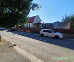 vand sau schimb casa zona Hipodrom