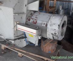 Vindem moara cu ceocanel pentru morii si rumegus 4500t h