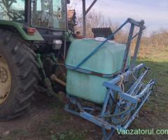 Met masina de ierbicidat purtata in tirant cu capacitate de 1000 litri Berthoud
