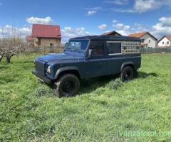 Land Rover Defender TD4 Puma (Van)