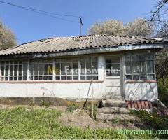 Teren 1047 mp + casă | deschidere DN | Lunca Corbului