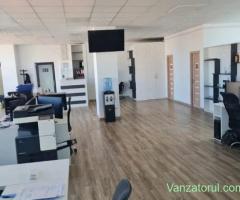 Spațiu birouri modern – 160 mp | Clădire centrală | Open space flexibil