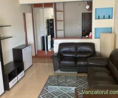 3 camere pe B-dul Tineretului - vis-a-vis parc