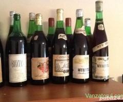 Colectie de vinuri vechi