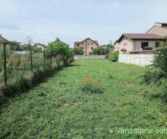 Teren intravilan de vanzare