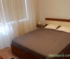 Închiriez apartament 3 camere