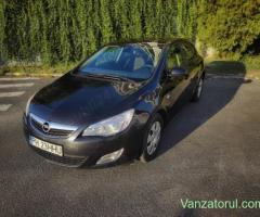 Opel Astra J 2012 Achiziționata România Carte service Preț neg