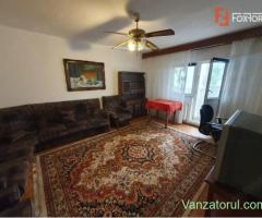 Apartament 3 camere decomandat, etaj 1, Shopping City