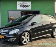 Dezmembrez Mercedes Benz B 200