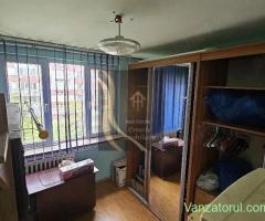 Vând apartament cu 3 camere, 4 4, Antiaeriană
