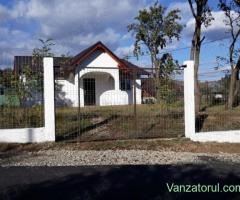 Casa langa Valenii de Munte