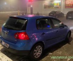 Vând golf 5 1.6 fsi