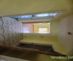 Apartament 3 camere, etaj 1, 64 mp, boxă, zona Trapezului