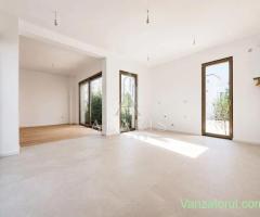 Casa ECO cu 4 camere, 3 bai, in Dumbravita
