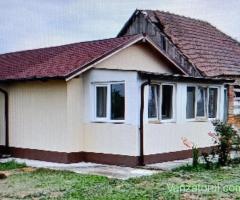 Vand casa 50 mp, casa veche, container locuibil, teren 1500 mp, 68000 , la 35 km de Timisoara