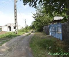 Suseni - Teren intravilan cu casa batraneasca, plan, suprafata 4700 mp