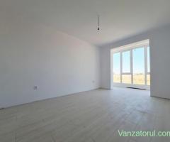 Aproape de uzina de apa. Etaj 1. Spatios, 78 mp utili. 2 balcoane.