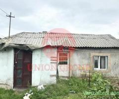 Teren de 319 mp+Casa Demolabila, Toate Utilitatile - Cumpana