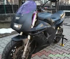Vând Yamaha FZR 1000 an 1994