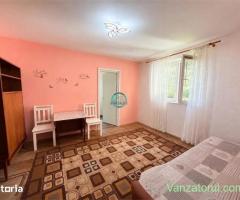 Vand apartament cu 2 camere pe strada Pomilor, et. 2, in Reghin